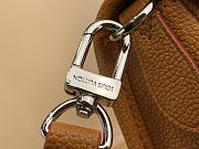 Louis Vuitton LV Buci Bag Honey Gold 24.5 x 15.5 x 9 cm - 4