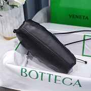 Bottega Veneta Mini Pouch Black 22x13x5cm - 6