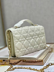 Dior Mini Miss Bag Cannage Lambskin White 21 x 11.5 x 4.5 cm - 5