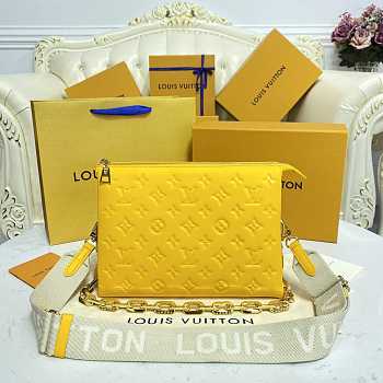 Louis Vuitton LV Coussin MM Yellow 26 x 20 x 12 cm