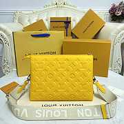 Louis Vuitton LV Coussin MM Yellow 26 x 20 x 12 cm - 2