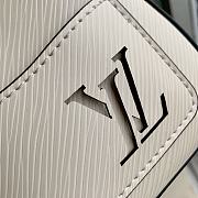 Louis Vuitton LV Marellini White 19.0 x 13.5 x 6.5cm - 5