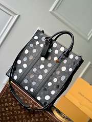 Louis Vuitton Sac Plat LV x YK Black and Silver 36.5 x 38 x 9 cm  - 1