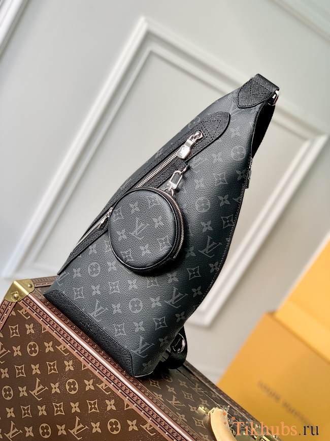 Louis Vuitton LV Duo Sling Bag Taigarama 20 x 42 x 6 cm - 1