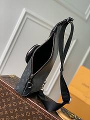 Louis Vuitton LV Duo Sling Bag Taigarama 20 x 42 x 6 cm - 5