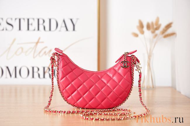 Chanel Small Hobo Bag Lambskin Light Gold Pink 20x15x6cm - 1