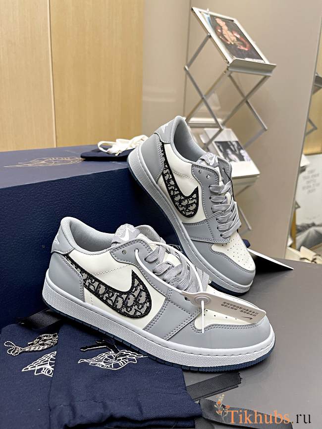 AJ1 Air Dior Low top Sneakers - 1