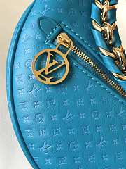 Louis Vuitton LV Loop Blue Calfskin 23 x 13 x 6cm - 3