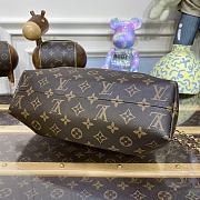 Louis Vuitton LV Monogram Clutch 28 x 14 x 10 cm - 4