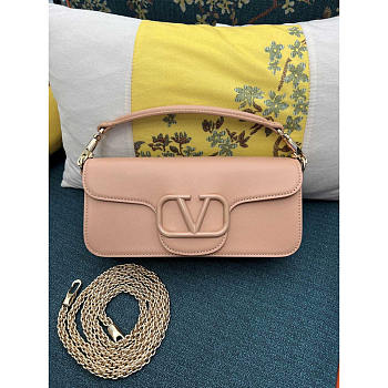 Valentino Garavani VLogo Signature Shoulder Pink Bag 27x13x6cm