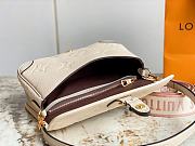 Louis Vuitton LV Diane Monogram Cream 23 x 16 x 8.5 cm - 3