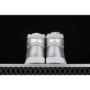 Jordan 1 Retro High CO Japan Neutral Grey  - 3