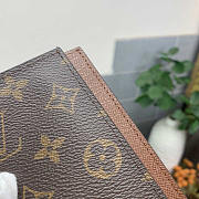 Louis Vuitton LV Passport Cover 10 x 14 x 2.5 cm - 3
