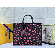 Louis Vuitton LV x YK OnTheGo MM​ Black Fuchsia 35x27x14cm - 1