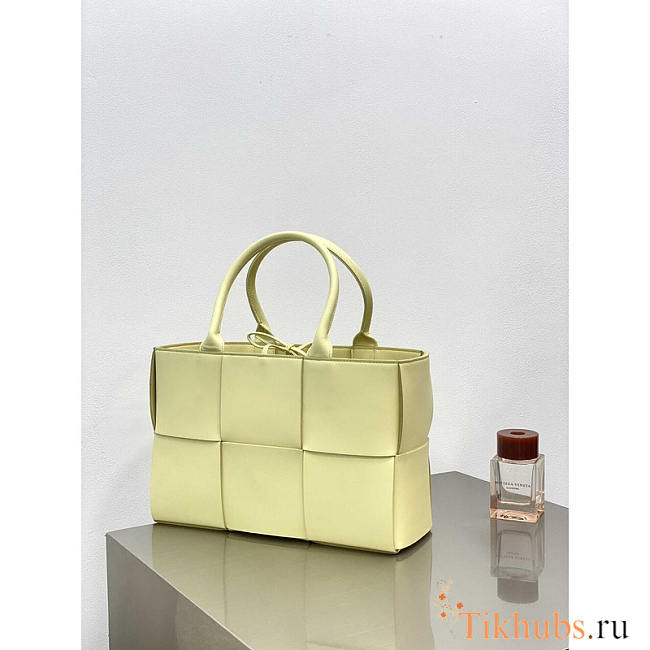 Bottega Veneta Arco Lambskin Leather Tote Bag Light Yellow 30x20x11.5cm - 1