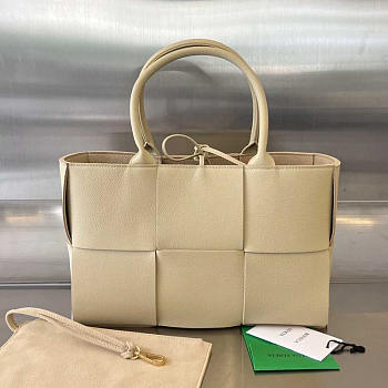 Bottega Veneta Small Arco Tote Bag Pale Beige 30x20x11.5cm