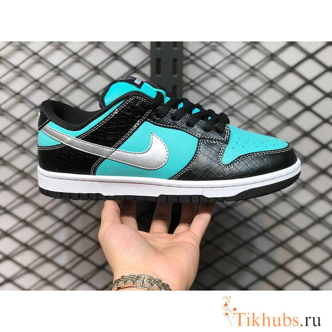 Nike Dunk Low SB Low Diamond Supply Tiffany Blue  - 1