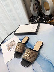 Gucci Women's GG Matelassé Canvas Slide Sandal Black Beige - 5