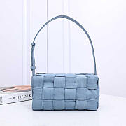 Bottega Veneta Denim Bick Cassette Shoulder Bag 28x14x10cm - 1