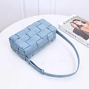 Bottega Veneta Denim Bick Cassette Shoulder Bag 28x14x10cm - 2