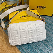 Fendi Baguette White Leather Bag 27x15x6cm - 4