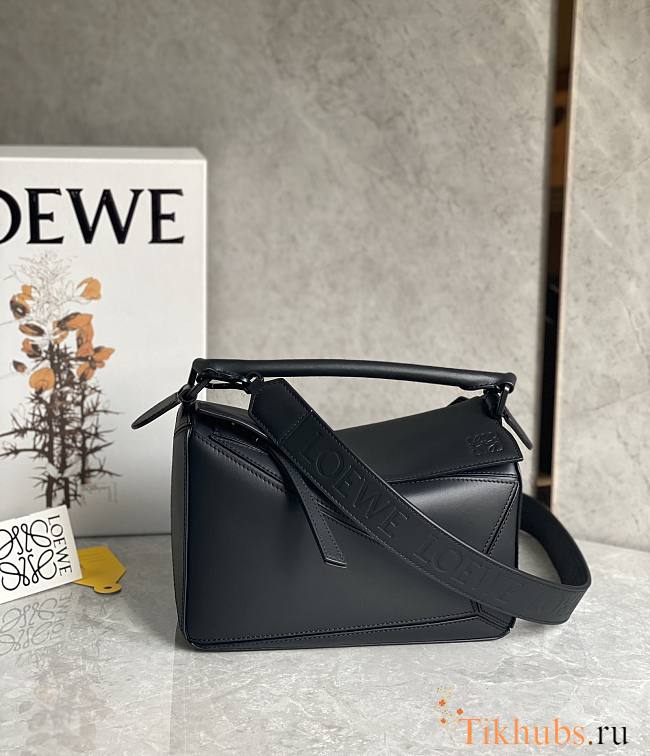 Loewe Small Leather Puzzle Top Handle Bag Black 24x10x14cm - 1