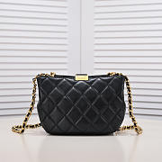 Chanel Small Hobo Bag Small Black 23x17x7cm - 4
