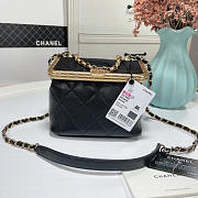 Chanel Magnet Buckle Black Bag 22x15x9cm - 1