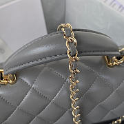 Chanel Top Handle Flap Bag Grey Light Gold 20x12x6cm - 6