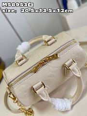 Louis Vuitton LV Speedy Bandoulière 20 Cream 20.5 x 13.5 x 12 cm - 3