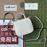 Gucci Blondie Top Handle Bag White 17x15x9cm - 2