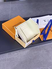 Louis Vuitton LV Wallet Victorine Spring 12 x 9.5 x 1.5 cm - 2