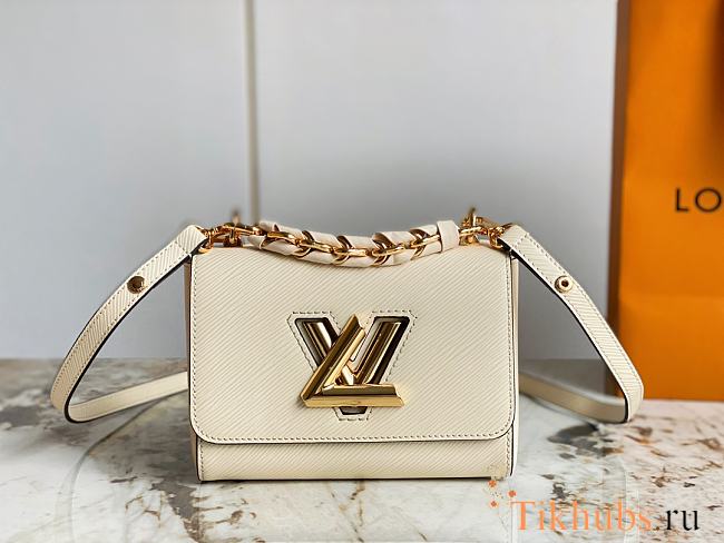 Louis Vuitton LV Twist PM White 19x15x9cm - 1