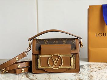 Louis Vuitton LV Mini Dauphine Lock XL 20 x 15 x 9 cm