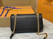 Louis Vuitton LV LockMe Chain Bag East West Black 23.5 x 14 x 6 cm - 3