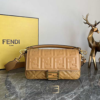 Fendi Baguette Beige Leather Bag 27x15x6cm