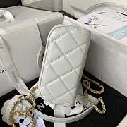 Chanel Small Vanity Case Lambskin bag Light Blue 12.5 × 15 × 8 cm - 4