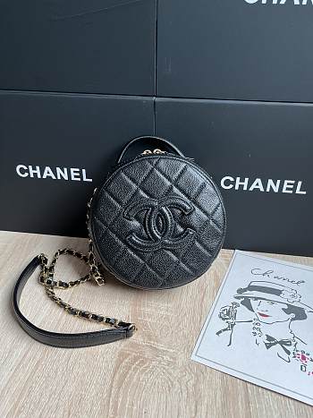 Chanel Small Vanity Case Caviar Gold Black 16x16x6.5cm