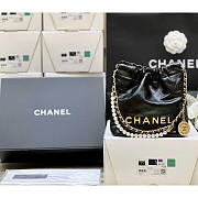 Chanel 22 Mini Handbag Calfskin Gold Black 20x19x6cm - 1