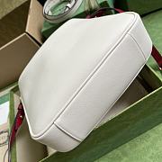 Gucci Diana Small Shoulder Bag White 24x15x5cm - 4