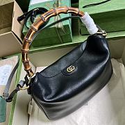 Gucci Diana Medium Shoulder Bag Black 30x23x6.5cm - 4