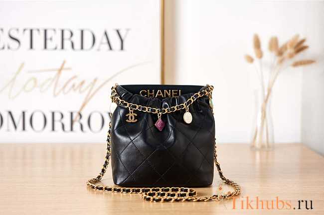 Chanel Small Bucket Bag Lambskin Gold Black 17 × 16 × 7 cm - 1