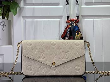 Louis Vuitton Felicie Pochette Cream 21 x 12 x 3 cm