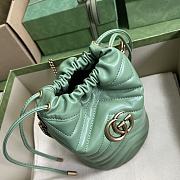 Gucci GG Marmont Matelassé Mini Bucket Bag Green 19x17x10cm - 5