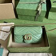 Gucci GG Marmont Matelassé Super Mini Bag Green 16.5x10.2x5.1cm - 1