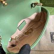 Gucci GG Marmont Matelassé Super Mini Bag Green 16.5x10.2x5.1cm - 3