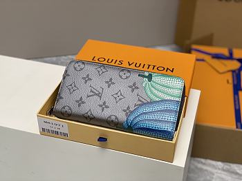 Louis Vuitton LV x YK Zippy Vertical Wallet 10 x 20 x 2 cm