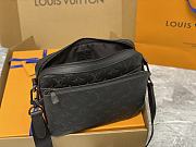 Louis Vuitton LV Trio Messenger G65 Black 25 x 18.5 x 7 cm - 3