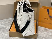 Louis Vuitton LV Weekend Tote NM White 43x34x17.5cm - 3