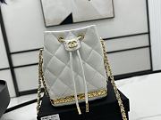 Chanel Mini Bucket Bag White 15x19x11cm - 1